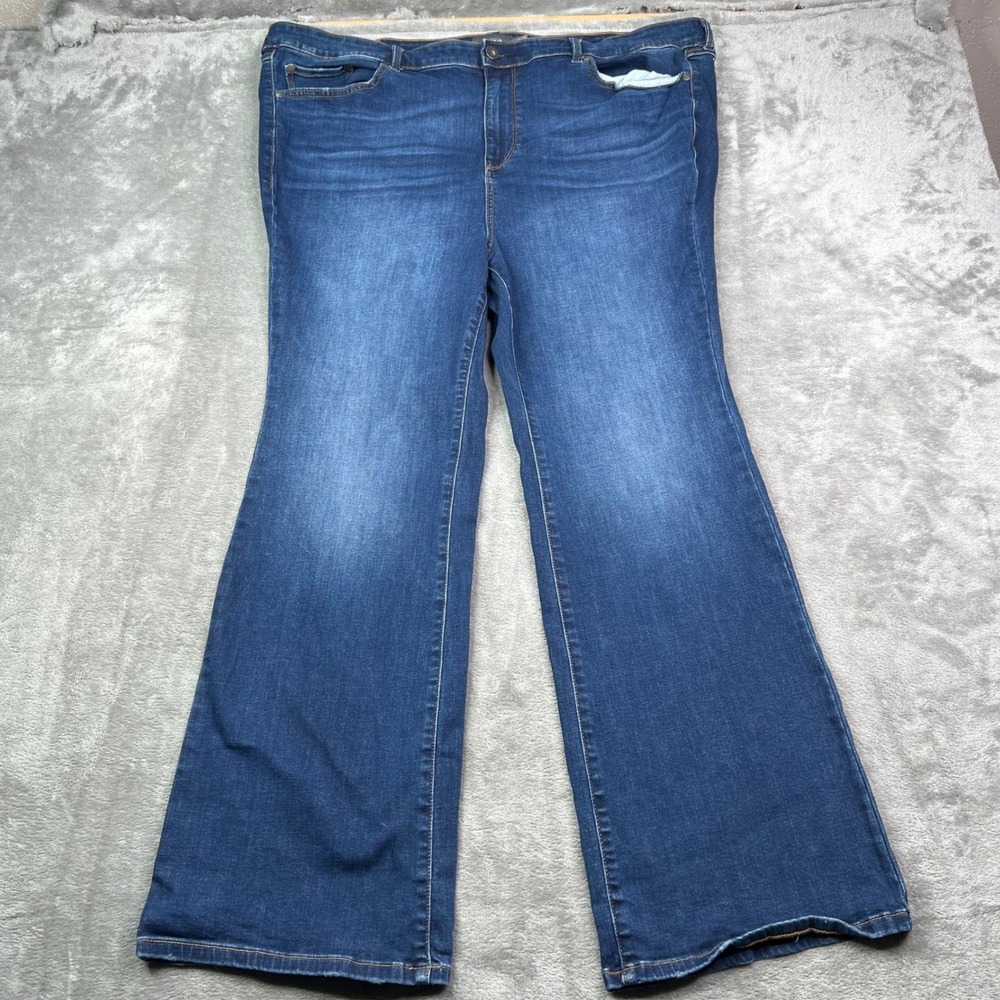 Torrid Flare Jeans Womens 24R Blue Medium Wash‎ Stretch Whiskered Preppy Denim